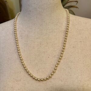 Vintage Sarah Coventry Cream Pearl Necklace EUC